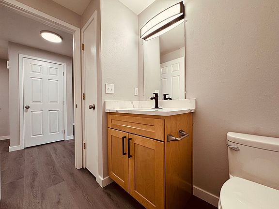 5th image of 4913 NE 118th Ct