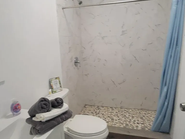 405 Hacienda La Salle #23 — Photo 13