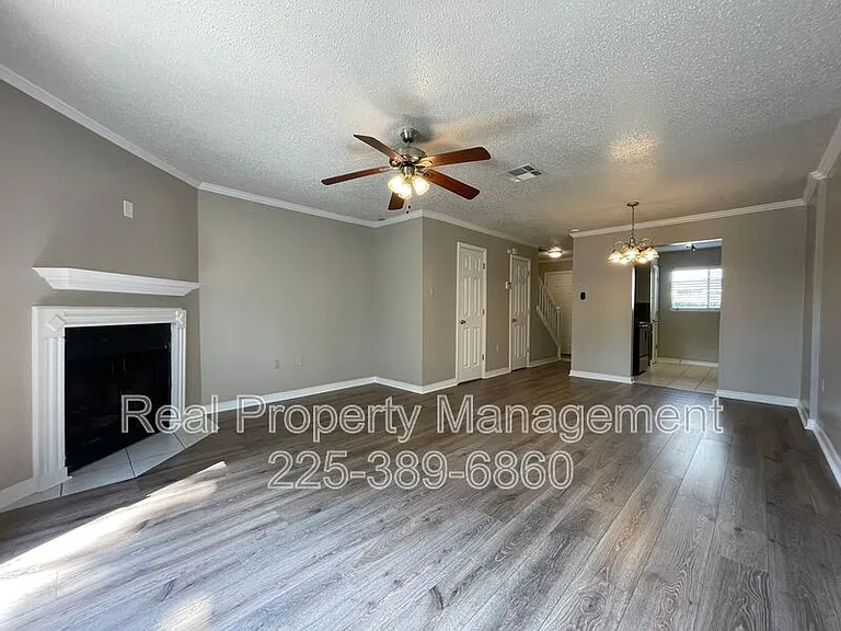 920 W Tony St #12D — Photo 4