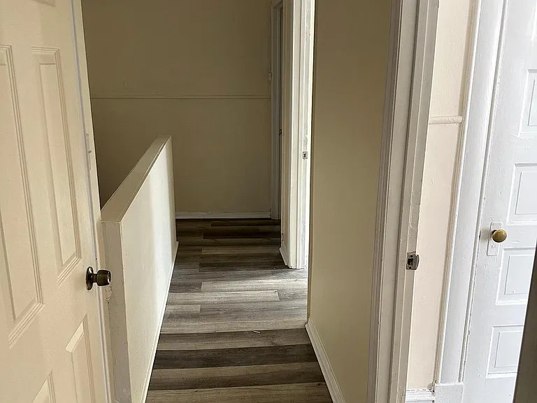 23 S Dean Ave — Photo 30