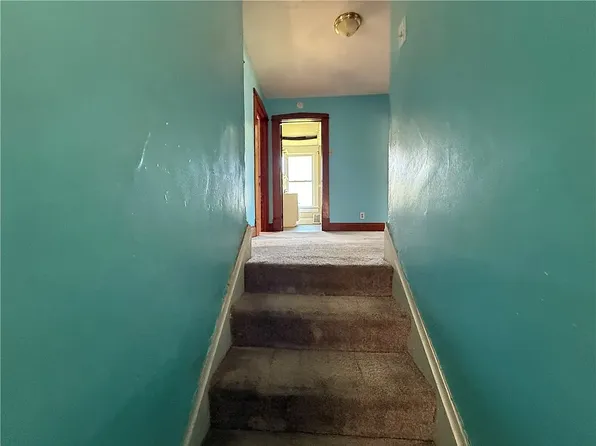 606 Chestnut St, New Castle, PA 16101