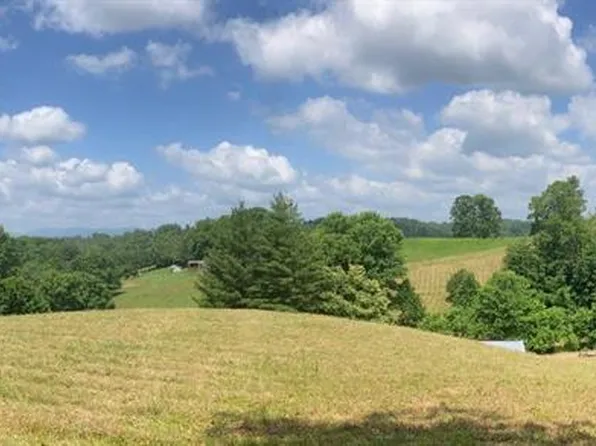 9999 McCurry Rd, Weaverville, NC 28787