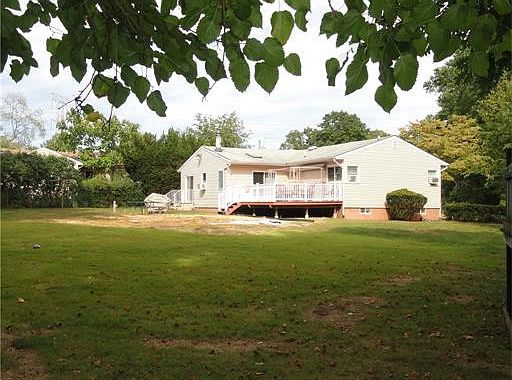 4th image of 35 Lake Park Dr