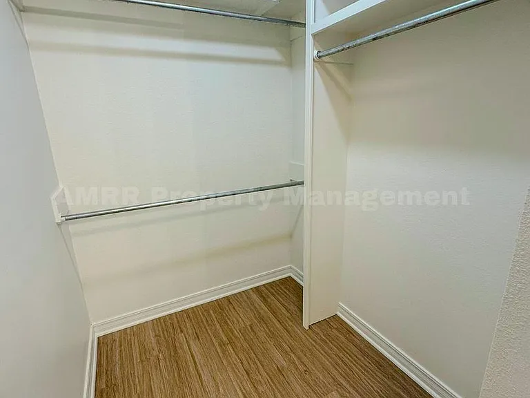 1309 Sioux Pl — Photo 9