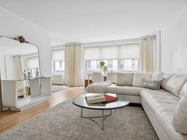 433 East 56th Street image 2 of 9