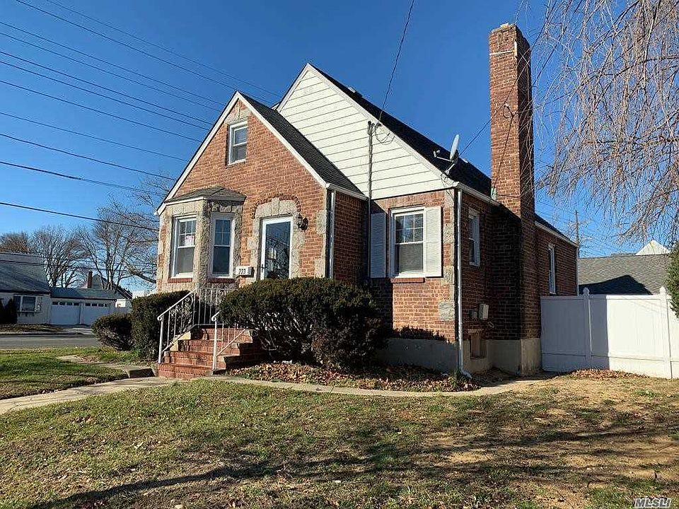 1st image of 223 Hollywood Ave