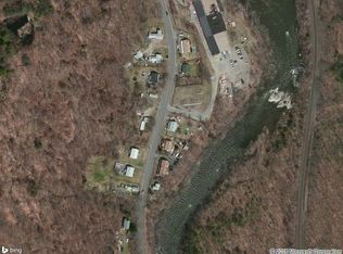 1136 Huntington Rd, Russell, MA 01071