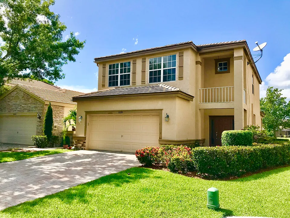 10395 Little Mustang Way