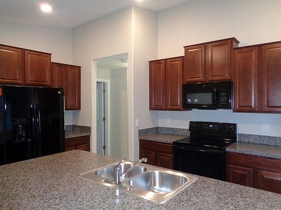 4th image of 14606 Crescent Rock Dr