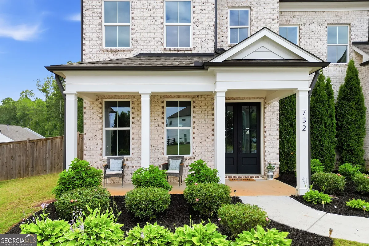 Building Photo - 732 Bridgeview Dr