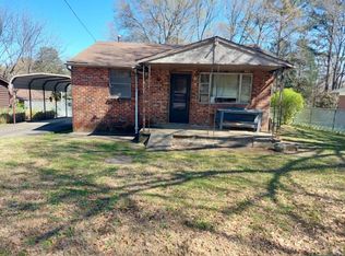 106 S Spargo St, Dallas, NC 28034