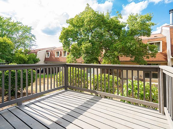 3rd image of 2363 Mailand Ct E