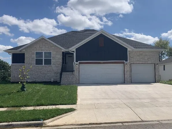 646 W Brook Hollow Road, Nixa, MO 65714
