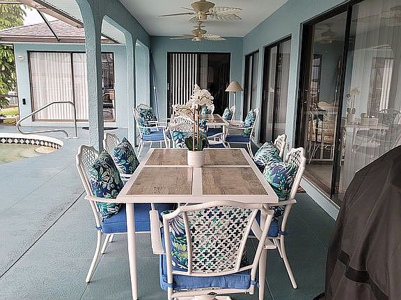 LANAI W DOUBLE DINING SETS