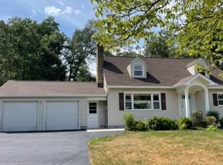 14 White Birch Dr, Morris Plains, NJ 07950