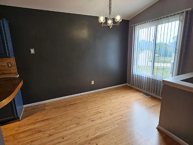 44621 Georgia Ct — Photo 5