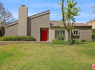 34 Village Pkwy, Santa Monica, CA 90405