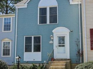 7312 Crestleigh Way, Alexandria, VA 22315