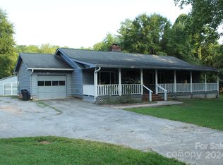 410 Bost Rd, Morganton, NC 28655
