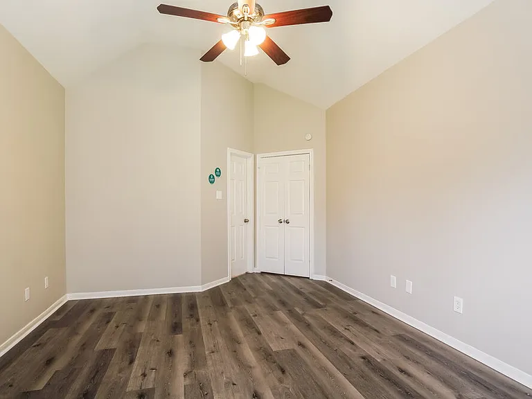 6615 Bluebottle Ln — Photo 10