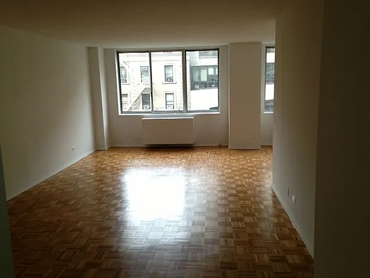 Rented by Manhattan Skyline | media 10