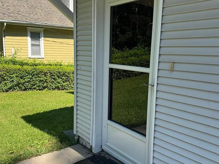 26 Center Ave — Photo 26