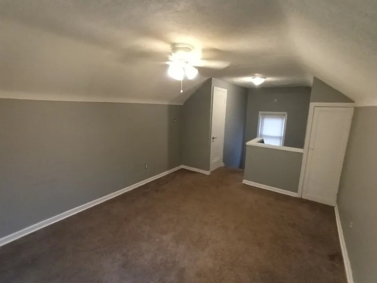 10177 Boleyn St — Photo 20