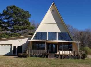 10200 Hillview Dr, Daleville, MS 39326