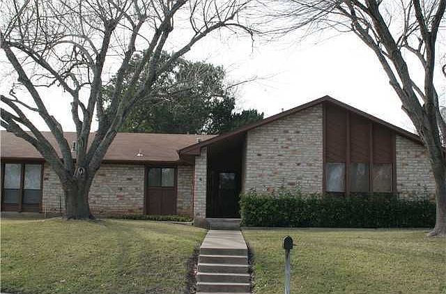 1st image of 11910 River Oaks Trl