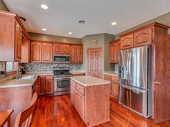 3rd image of 3364 119th Ave NE