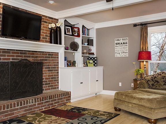 5-family room