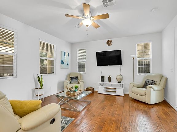 4th image of 1809 Bella Lago Dr