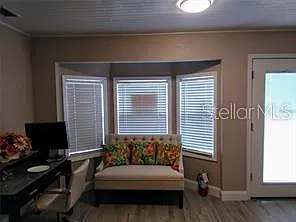 3 bed, 1.0 bath, 1345 sqft, $2,450 — Photo 3