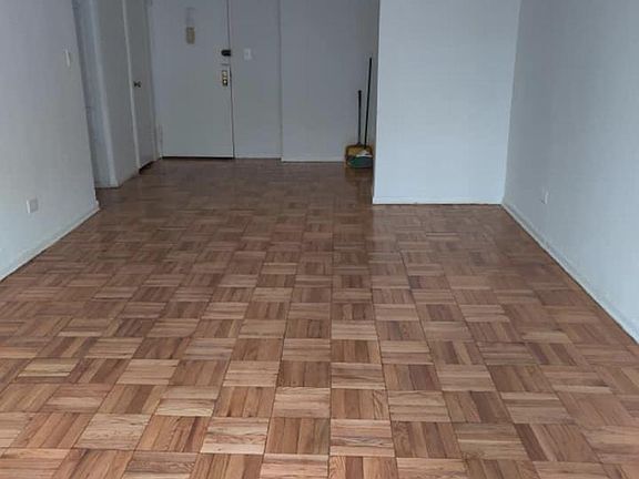 2nd image of 2770 Ocean Ave Ste 1