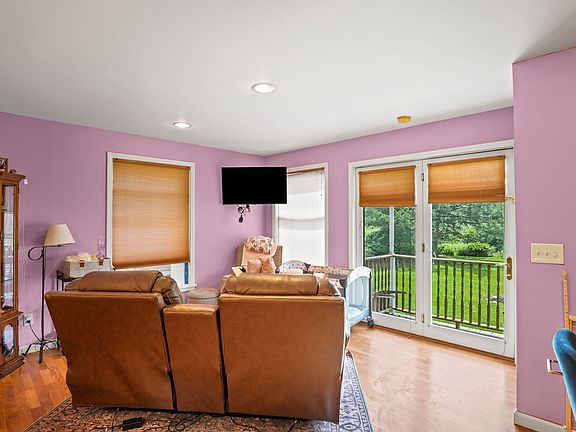 5th image of 1 Cherry Dr