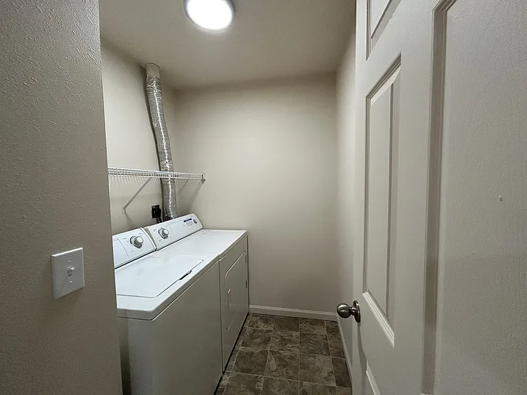 Heatherwood Apartments — Photo 61