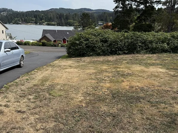 6600 NE Jones Loop, Neotsu, OR 97364