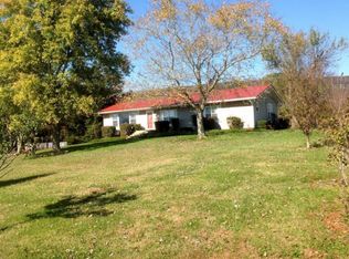 12053 Old State Hwy 28, Pikeville, TN 37367