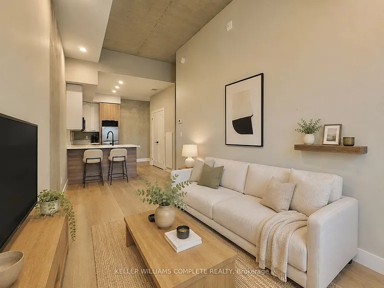 169 James St S #207 — Photo 5