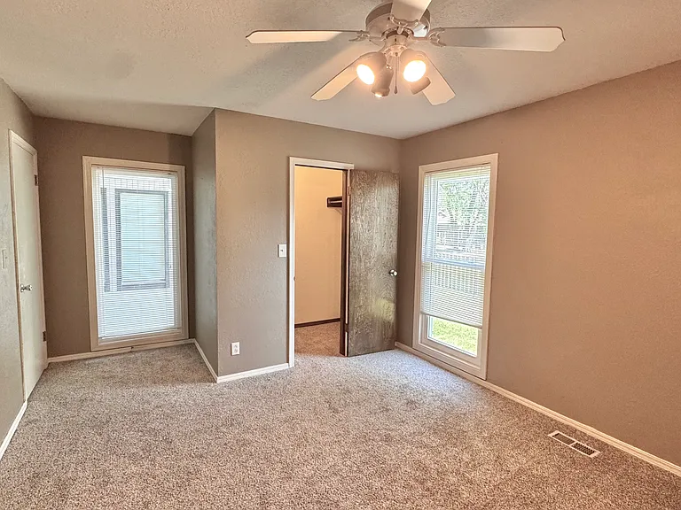 1825 Denim Ln — Photo 13