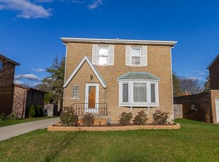 1827 Hull Ave, Westchester, IL 60154