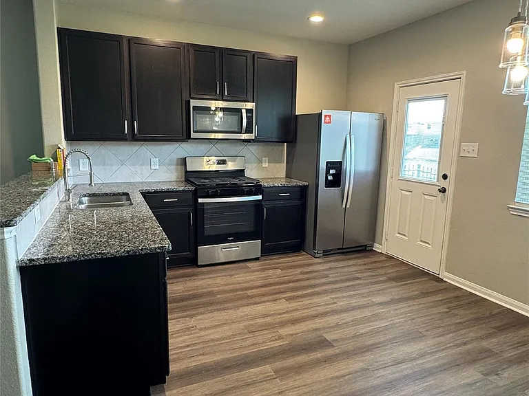 3831 W Alessano Ln — Photo 5