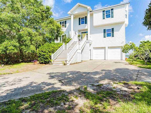 3rd image of 5405 Magnolia Cir