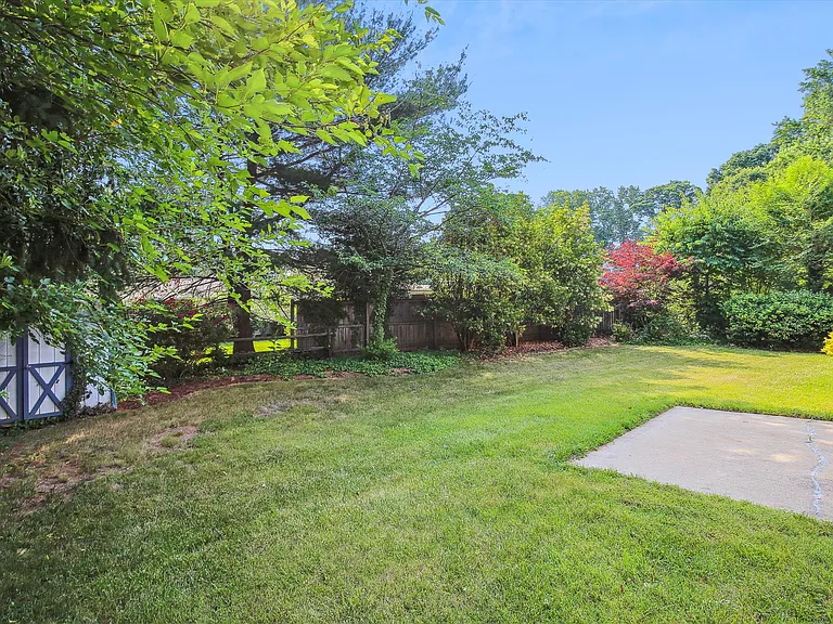 4607 Marshall Hall Ln — Photo 38