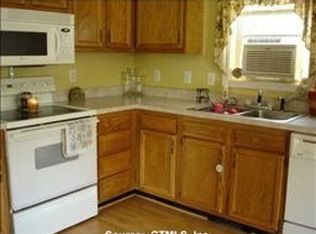 217 Dow Rd, Plainfield, CT 06374