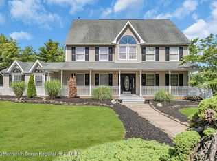 193 Lilac Dr, Toms River, NJ 08753