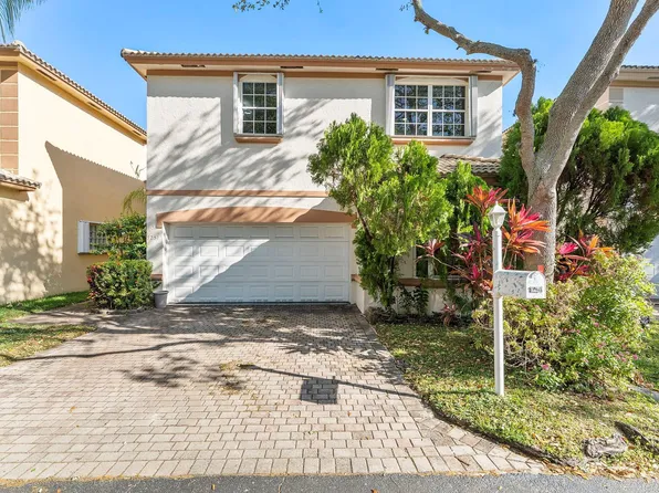 1251 Hayes St, Hollywood, FL 33019