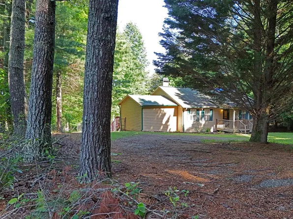 333 Woodland Dr, Blairsville, GA 30512