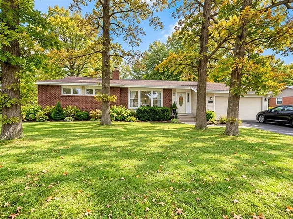 5433 Military Rd, Lewiston, NY 14092
