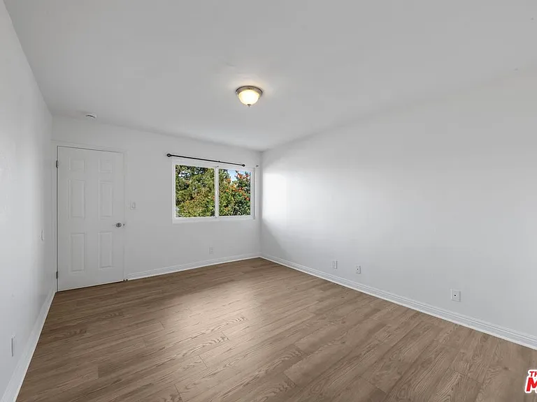 643 Pacific St — Photo 54